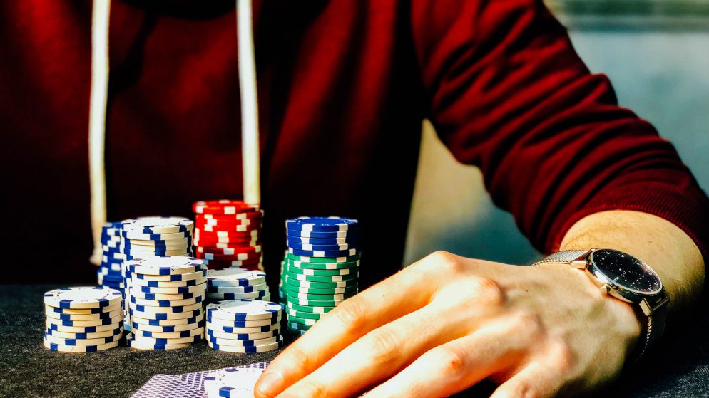 オンラインカジノは勝てないの?勝てる人が使うとっておきの攻略法を伝授