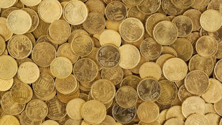 オンラインカジノのボーナスって?種類や貰い方、注意点を解説します