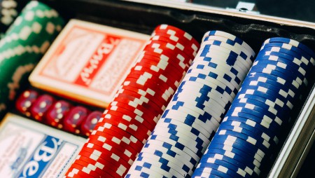 【2022年最新】オンラインカジノ初回入金ボーナス40選!お得なボーナスを徹底比較